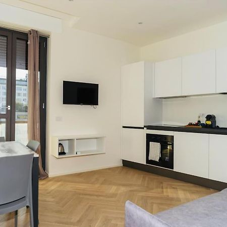 Sky View -Porta Nuova- Appartamento 7 Con Terrazzo Milano Eksteriør billede