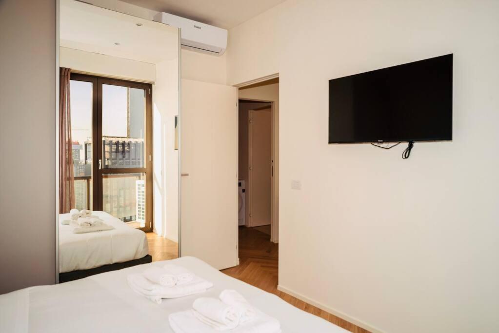 Sky View -Porta Nuova- Appartamento 7 Con Terrazzo Milano Eksteriør billede